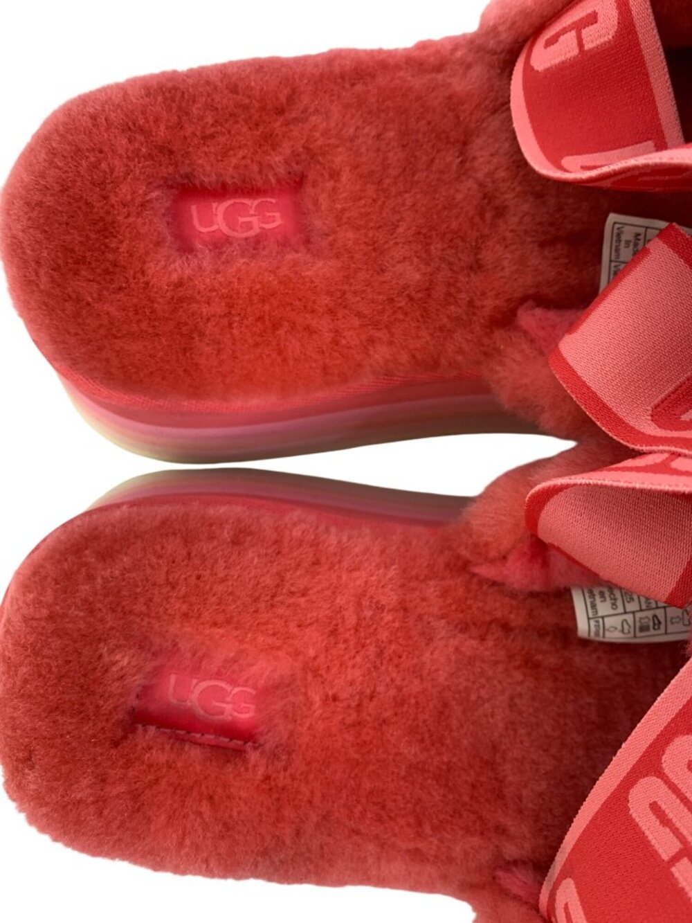 UGG Womens Fluffita Platform Sandals Red Gradient Sheepskin Size 8 EUC - Picture 3 of 11